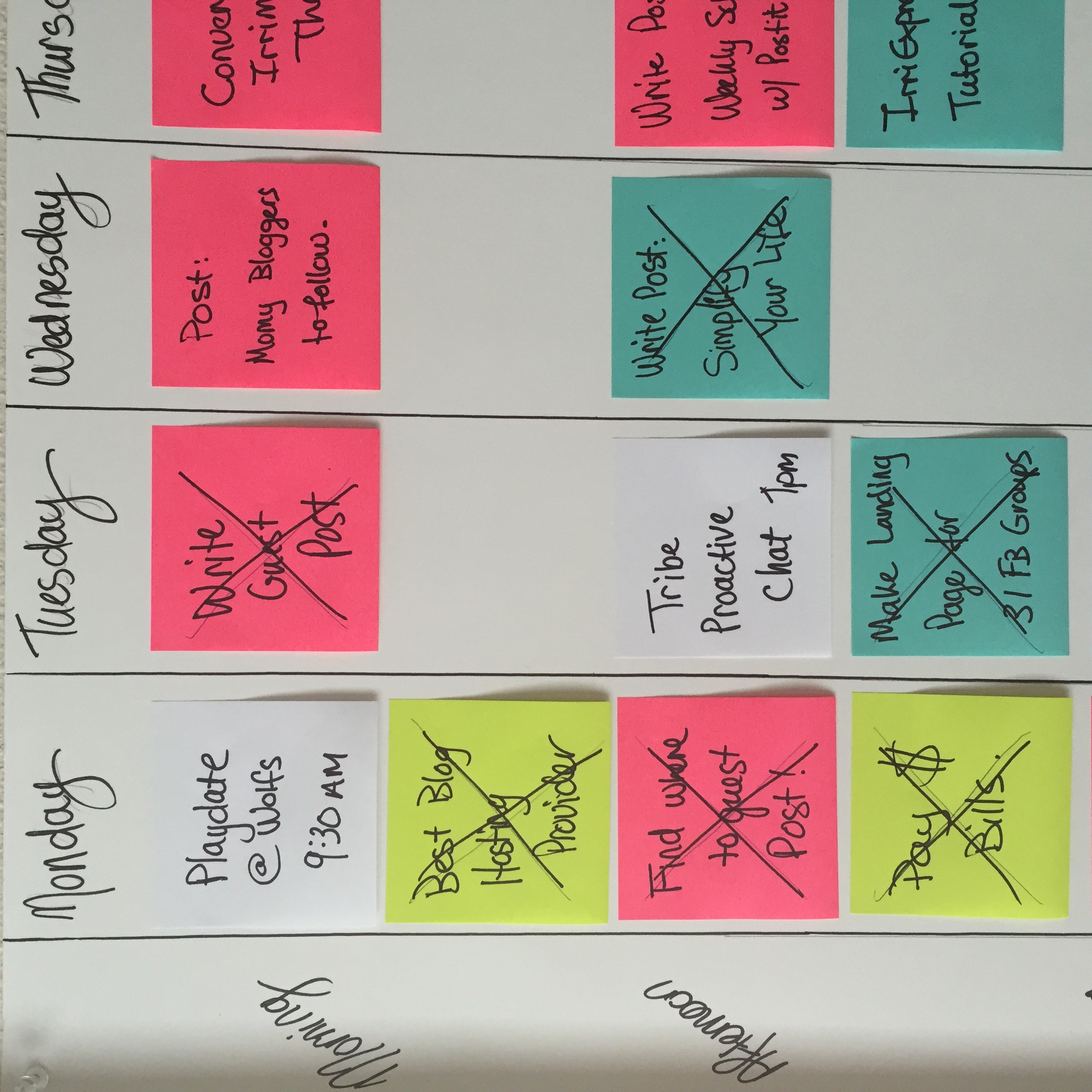 Super Simple Weekly Schedule to Get Stuff Done Post-it Notes Organize and Schedule my Life with Post it notes - Super Simple Hack! 7